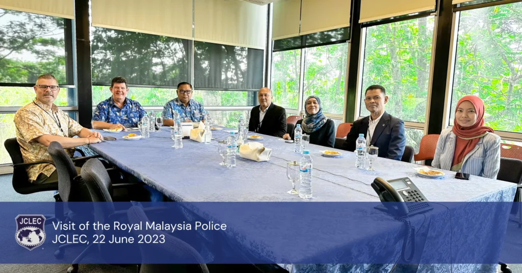 Manajemen JCLEC bersama delegasi dari Kepolisian Kerajaan Malaysia 