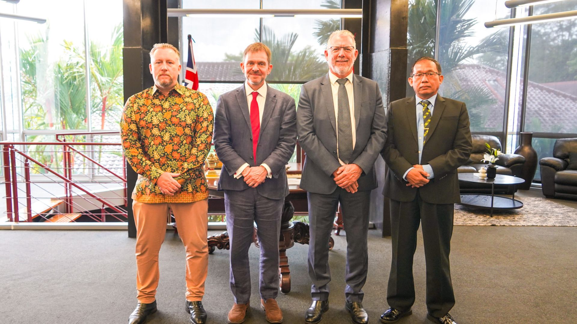 tree planting pak aby