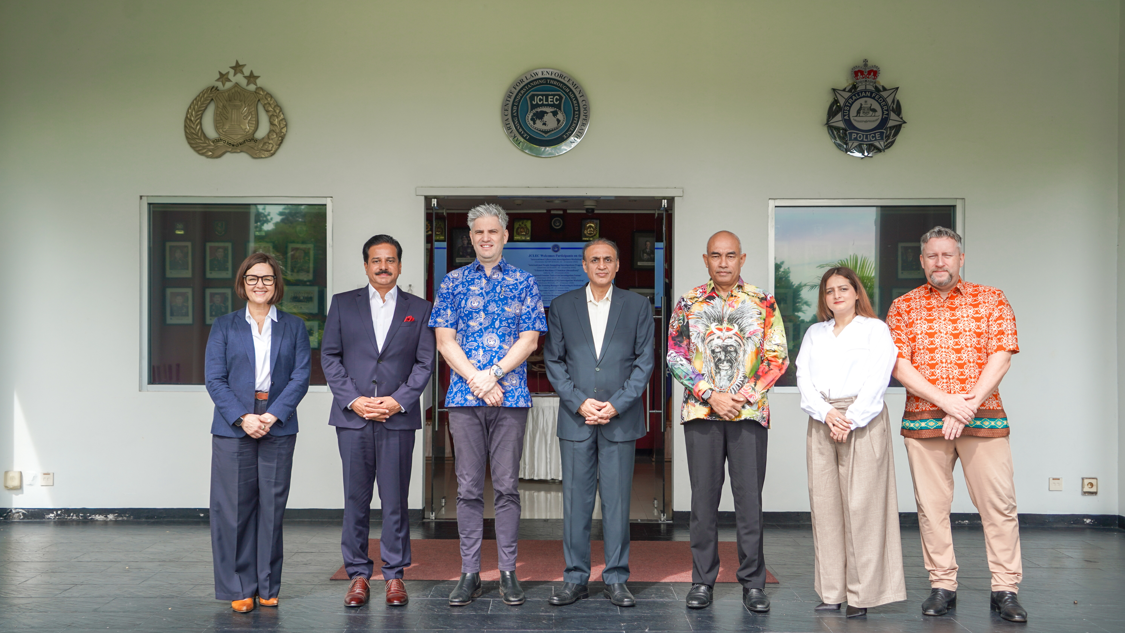 tree planting pak aby